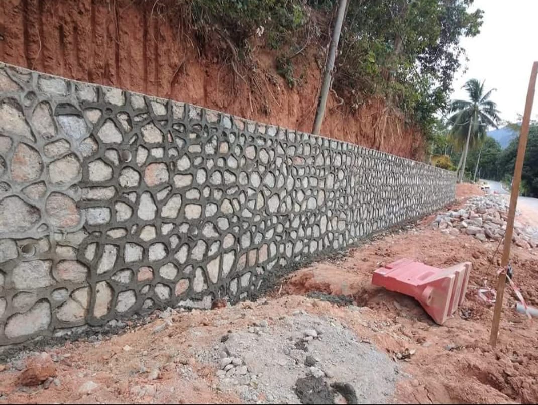 WhatsApp Image 2025-02-19 at 18.37.24 (4)